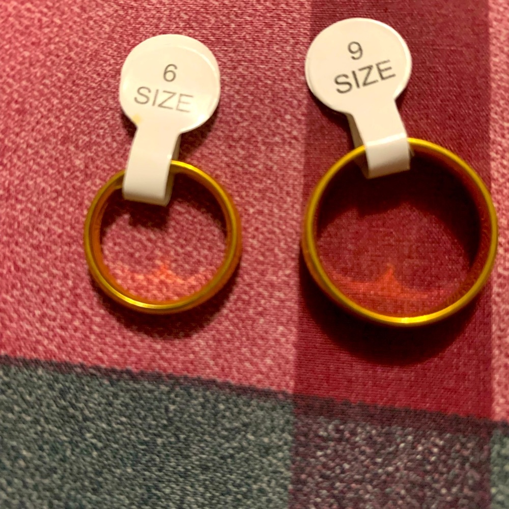 Couple wedding rings